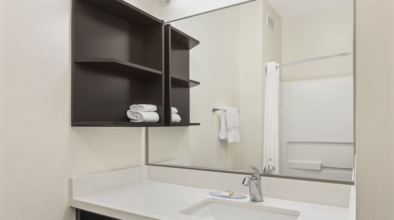 <b>Candlewood Suites Charlotte Arrowood Room</b>. Images powered by <a href="https://www.leonardoworldwide.com/" title="Leonardo Worldwide" target="_blank">Leonardo</a>.