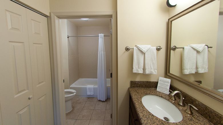 <b>Staybridge Suites Stroudsburg (East) Room</b>. Images powered by <a href="https://www.leonardoworldwide.com/" title="Leonardo Worldwide" target="_blank">Leonardo</a>.