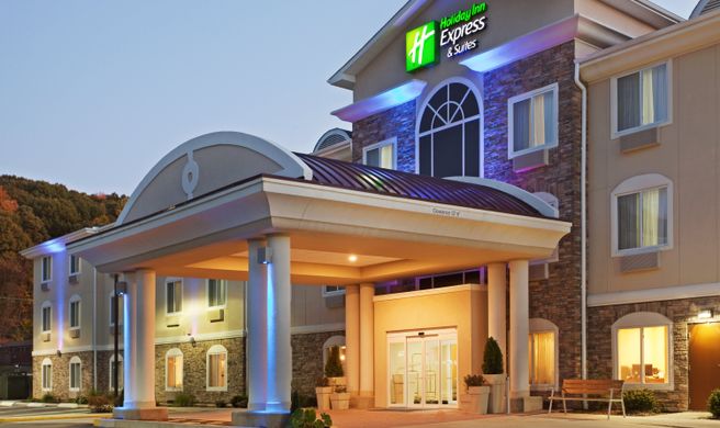 Holiday Inn Express Exterior