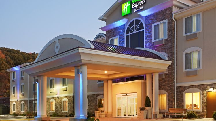 Holiday Inn Express Exterior