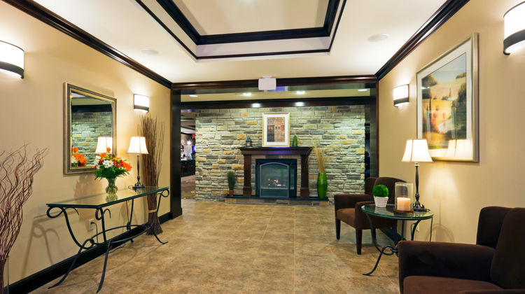 Holiday Inn Express Lobby