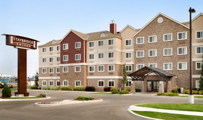 Staybridge Suites West Edmonton Exterior