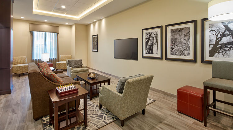 Staybridge Suites Anaheim at the Park Lobby