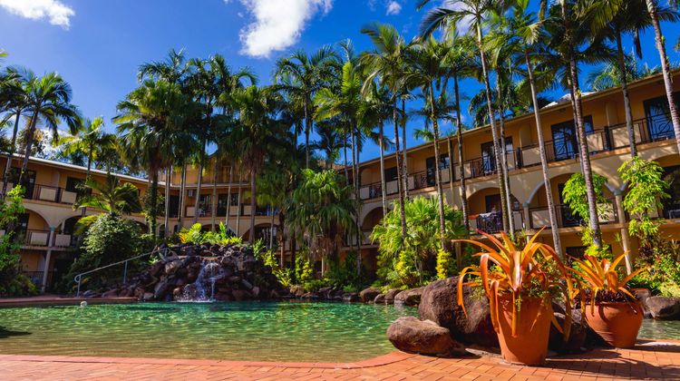Palm Royale Cairns Pool
