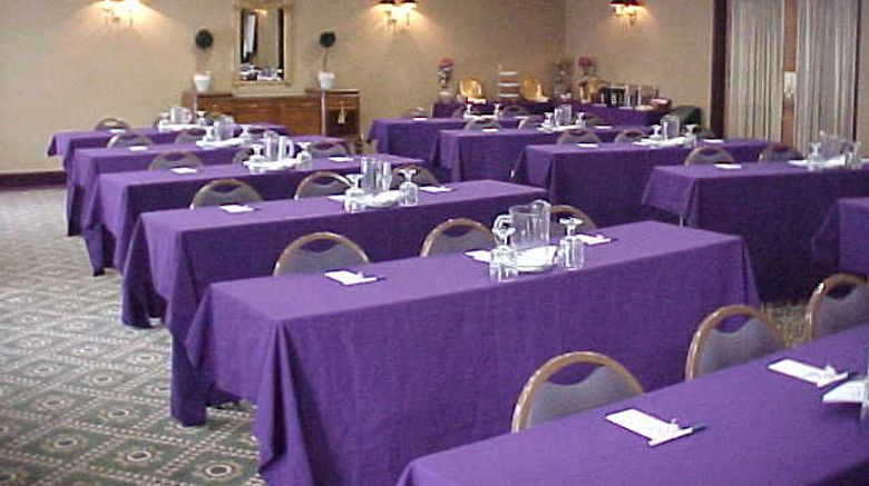 <b>Holiday Inn Express & Suites Meeting</b>. Images powered by <a href="https://www.leonardoworldwide.com/" title="Leonardo Worldwide" target="_blank">Leonardo</a>.