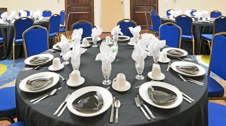 Holiday Inn Waco Northwest Ballroom