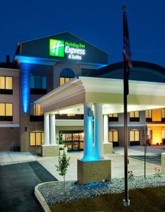 Holiday Inn Express Hotel & Suites