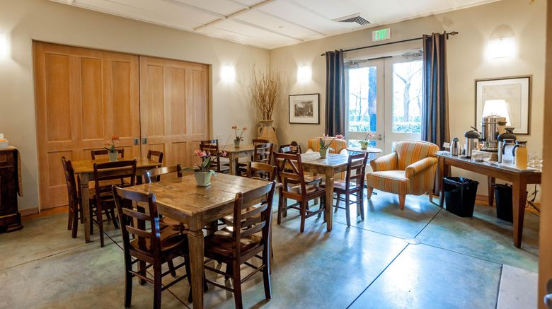 <b>Southbridge Napa Valley Restaurant</b>. Images powered by <a href="https://www.leonardoworldwide.com/" title="Leonardo Worldwide" target="_blank">Leonardo</a>.
