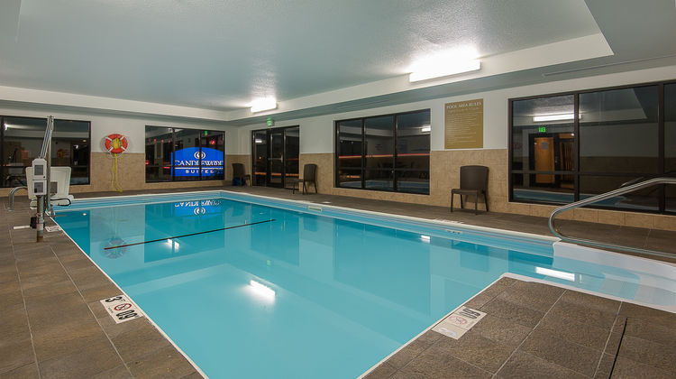 Candlewood Suites Bloomington Pool