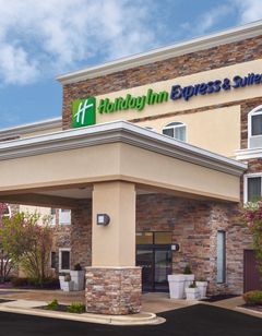 Holiday Inn Express & Stes Libertyville