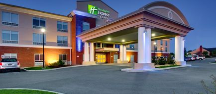 Holiday Inn Express/Stes Lancaster East Exterior
