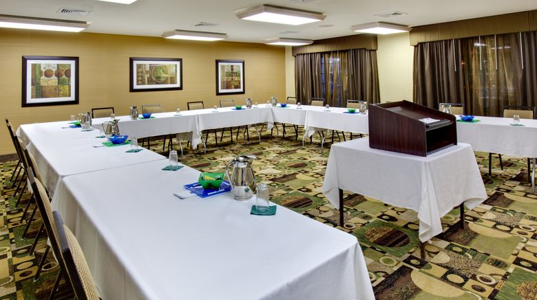 <b>Holiday Inn Express Hotel & Suites Meeting</b>. Images powered by <a href="https://www.leonardoworldwide.com/" title="Leonardo Worldwide" target="_blank">Leonardo</a>.