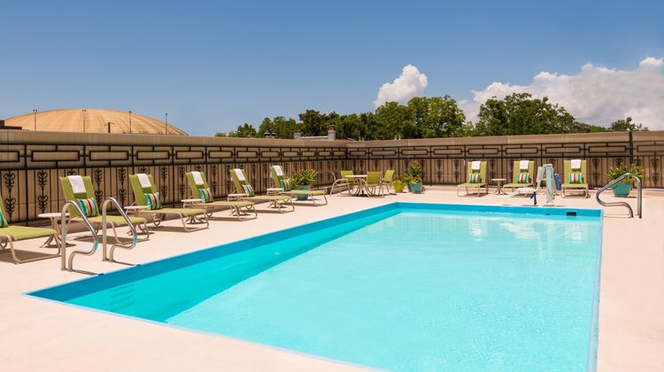 Holiday Inn Pool