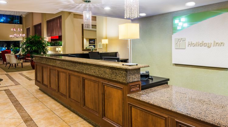 Holiday Inn Lobby
