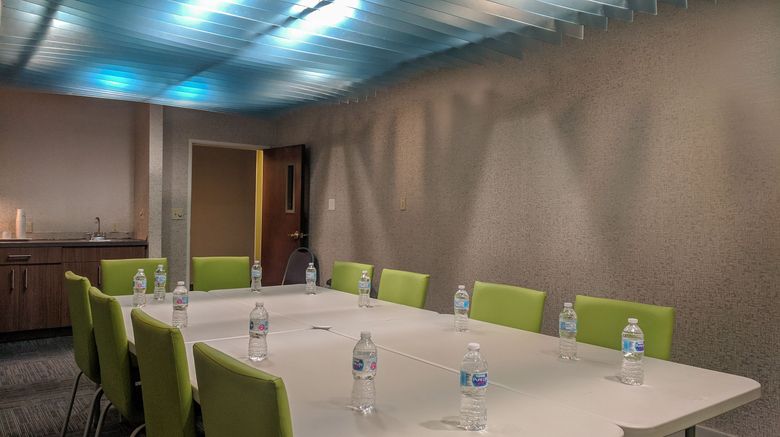 <b>Holiday Inn Express Fort Wayne-East Meeting</b>. Images powered by <a href="https://www.leonardoworldwide.com/" title="Leonardo Worldwide" target="_blank">Leonardo</a>.