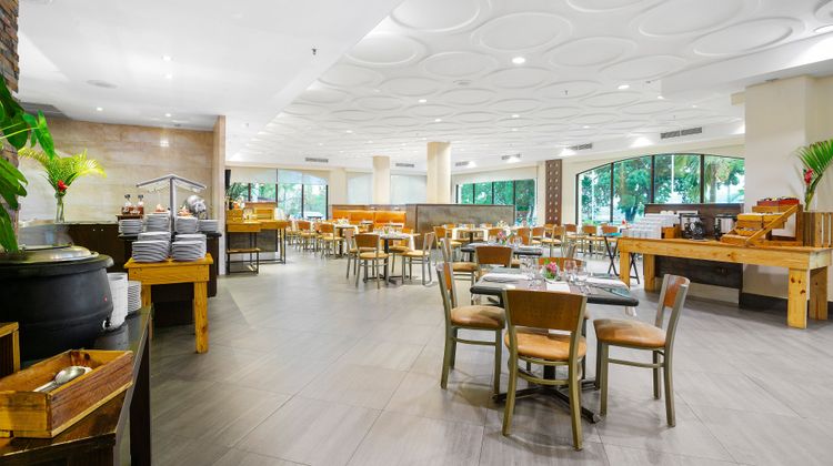 Holiday Inn Restaurant