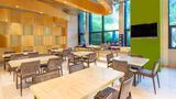 Holiday Inn Exp Nantong Xinghu Restaurant