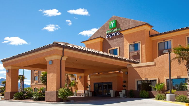 Holiday Inn Express  and  Suites Kingman Exterior. Images powered by <a href="https://www.leonardoworldwide.com" target="_blank" rel="noopener">Leonardo</a>.