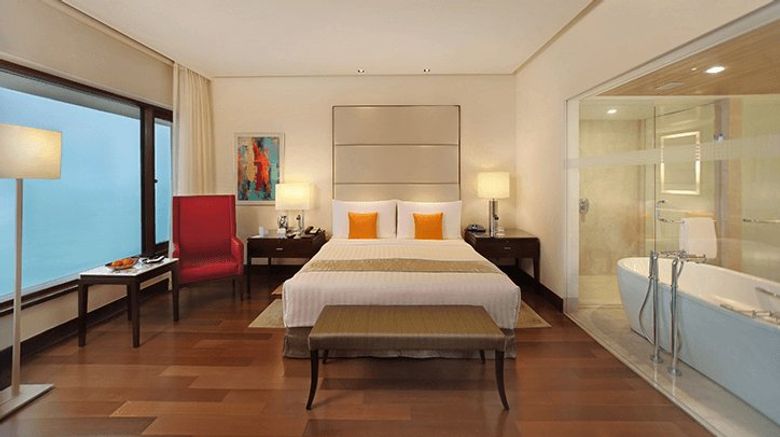 <b>The Oberoi Mumbai Suite</b>. Images powered by <a href="https://www.leonardoworldwide.com/" title="Leonardo Worldwide" target="_blank">Leonardo</a>.