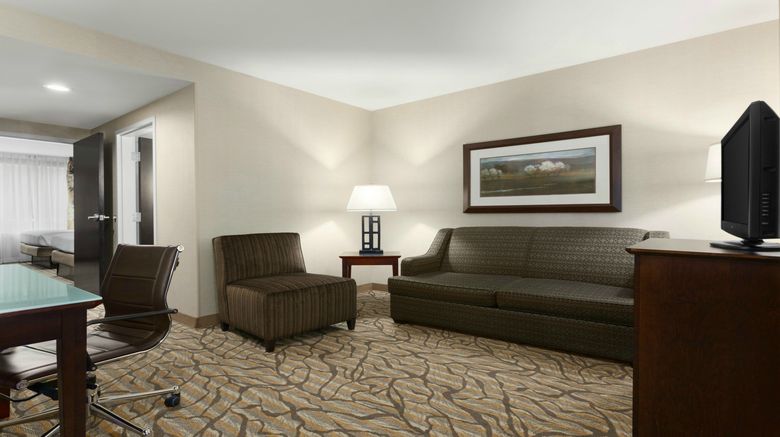 <b>Holiday InnWilliamsburg Historic Gateway Suite</b>. Images powered by <a href="https://www.leonardoworldwide.com/" title="Leonardo Worldwide" target="_blank">Leonardo</a>.