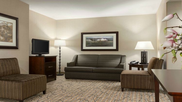 Holiday InnWilliamsburg Historic Gateway Suite
