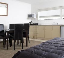 Hygate Motor Lodge & Conference Ctr Room