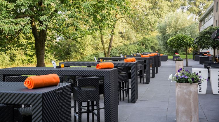 Postillion Hotel Deventer Exterior