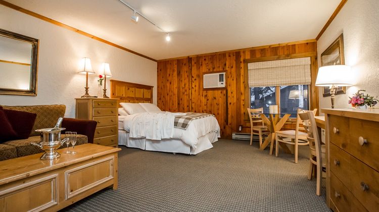 Kandahar Lodge at Whitefish Mtn Resort Room