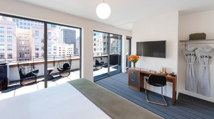 State Hotel Seattle Suite