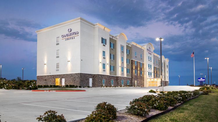 Candlewood Suites Waco Exterior