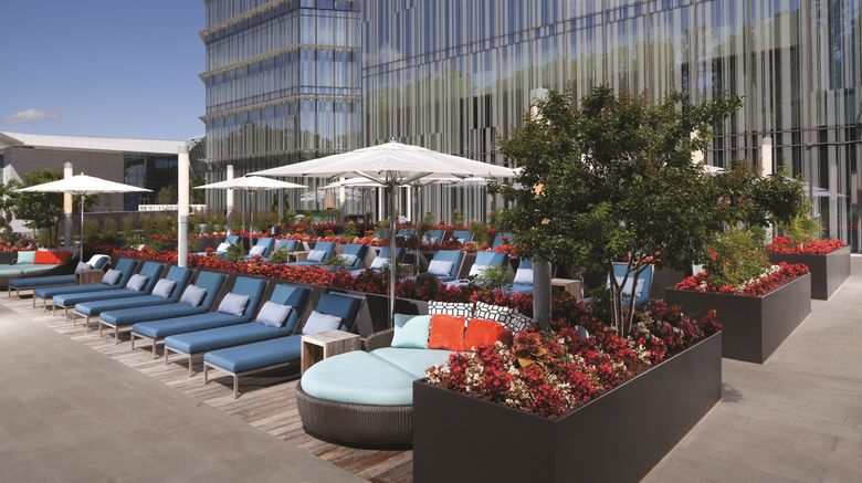 <b>MGM National Harbor Pool</b>. Images powered by <a href="https://www.leonardoworldwide.com/" title="Leonardo Worldwide" target="_blank">Leonardo</a>.