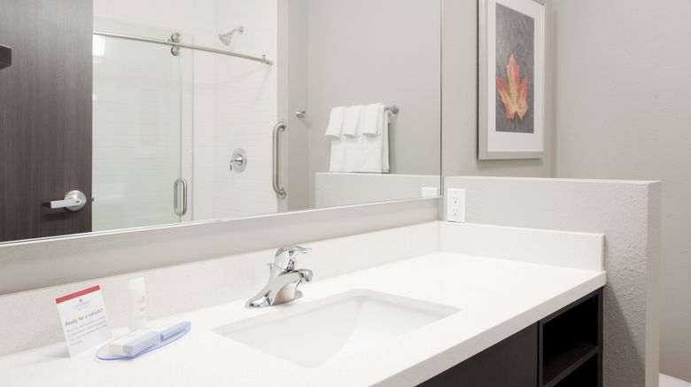 <b>Candlewood Suites Kearney Room</b>. Images powered by <a href="https://www.leonardoworldwide.com/" title="Leonardo Worldwide" target="_blank">Leonardo</a>.