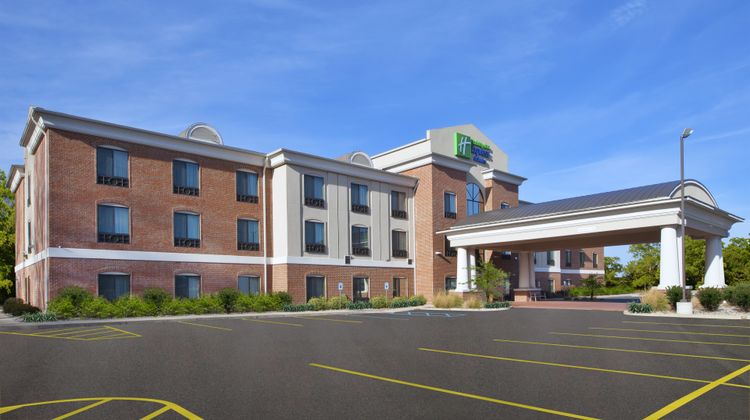 Holiday Inn Express & Suites Niles Exterior