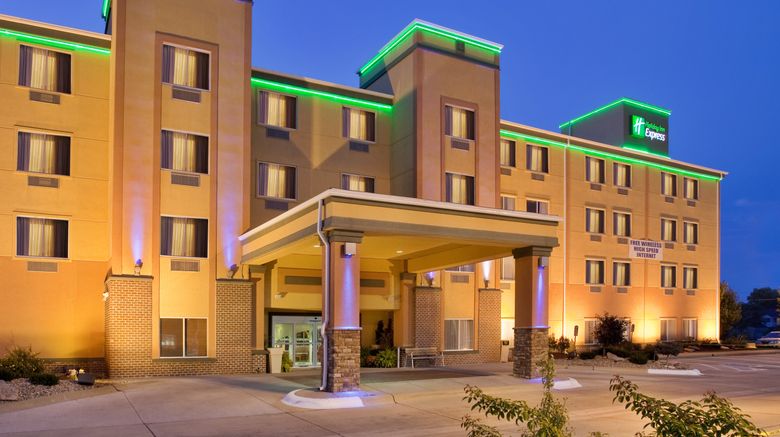 <b>Holiday Inn Express Fremont Exterior</b>. Images powered by <a href="https://www.leonardoworldwide.com/" title="Leonardo Worldwide" target="_blank">Leonardo</a>.