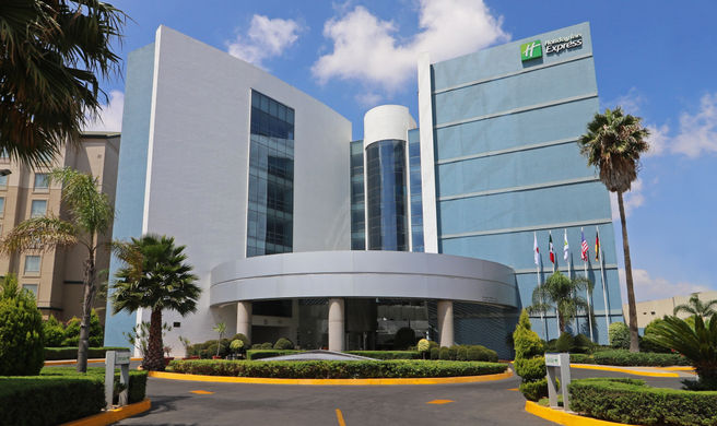 Holiday Inn Express San Luis Potosi Exterior