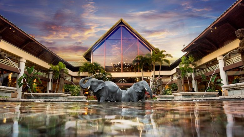 <b>Loews Royal Pacific Resort at Universal Exterior</b>. Images powered by <a href="https://www.leonardoworldwide.com/" title="Leonardo Worldwide" target="_blank">Leonardo</a>.