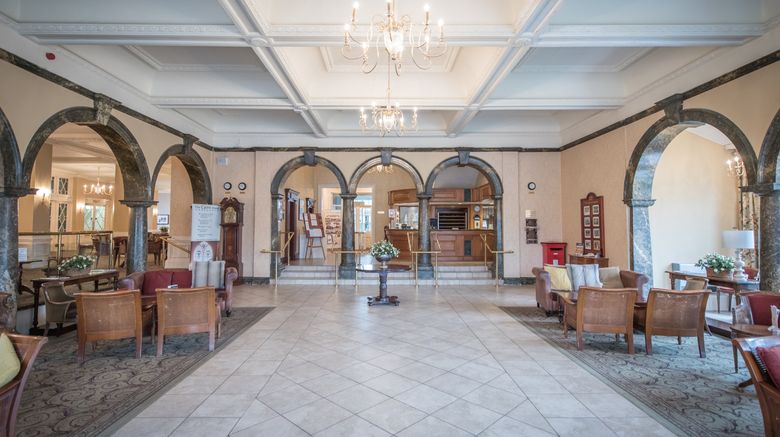 <b>The Cairn Hotel Lobby</b>. Images powered by <a href="https://www.leonardoworldwide.com/" title="Leonardo Worldwide" target="_blank">Leonardo</a>.