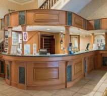The Cairn Hotel Lobby