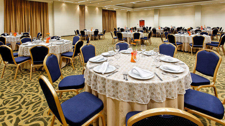 Crowne Plaza Hotel Monterrey Airport Ballroom