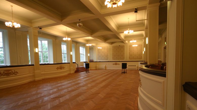 <b>The Cumbria Grand Hotel Ballroom</b>. Images powered by <a href="https://www.leonardoworldwide.com/" title="Leonardo Worldwide" target="_blank">Leonardo</a>.