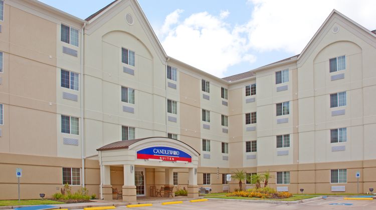 Candlewood Suites Medical Center Exterior