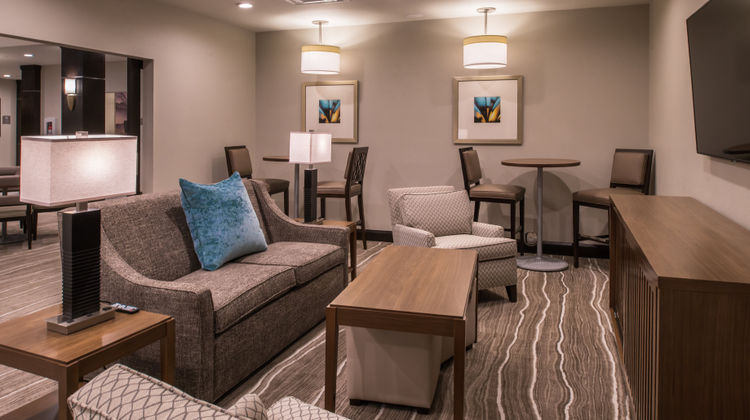 Staybridge Suites Pecos Lobby