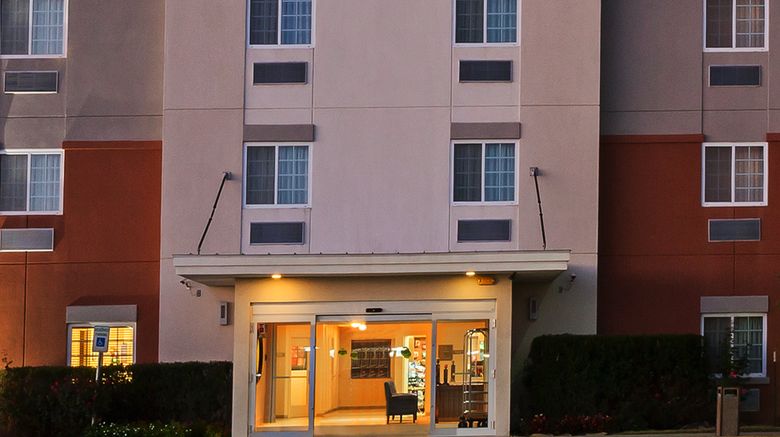 <b>Candlewood Suites Pearland Exterior</b>. Images powered by <a href="https://www.leonardoworldwide.com/" title="Leonardo Worldwide" target="_blank">Leonardo</a>.