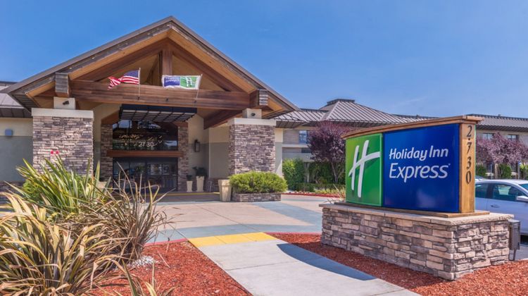 Holiday Inn Express Walnut Creek Exterior