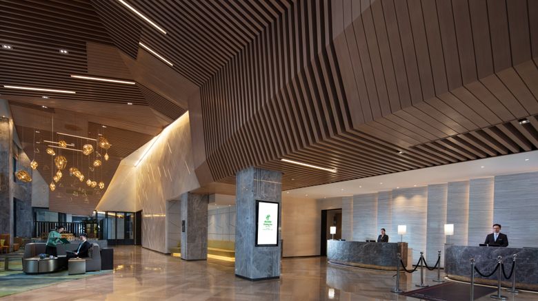 <b>Holiday Inn Airport Zone Lobby</b>. Images powered by <a href="https://www.leonardoworldwide.com/" title="Leonardo Worldwide" target="_blank">Leonardo</a>.