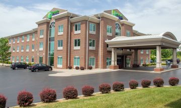 Holiday Inn Express Lexington NE