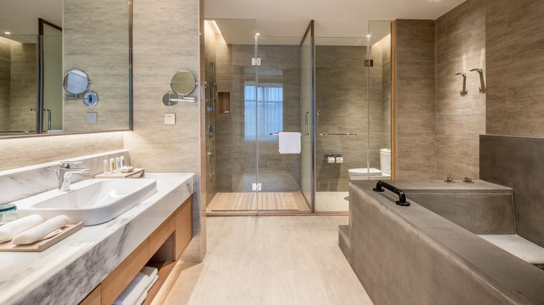 <b>Holiday Inn Resort Yichun Mingyue Mtn Room</b>. Images powered by <a href="https://www.leonardoworldwide.com/" title="Leonardo Worldwide" target="_blank">Leonardo</a>.