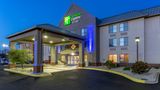 Holiday Inn Express & Suites Scottsburg Exterior