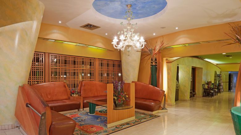 <b>Holiday Inn by The Falls Lobby</b>. Images powered by <a href="https://www.leonardoworldwide.com/" title="Leonardo Worldwide" target="_blank">Leonardo</a>.
