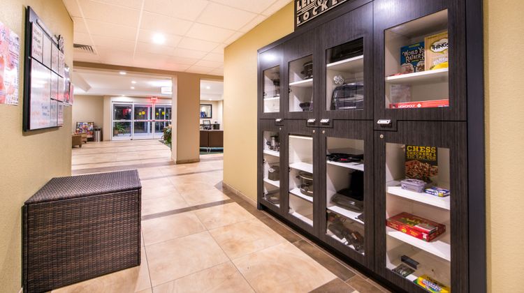 Candlewood Suites Carlsbad South Lobby